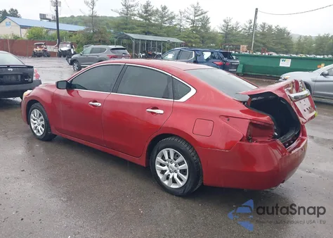 2014 Nissan Altima 2.5/2.5 S/2.5 Sl/2.5 Sv z USA, uszkodzony, nr VIN 1N4AL3AP5EC272144
